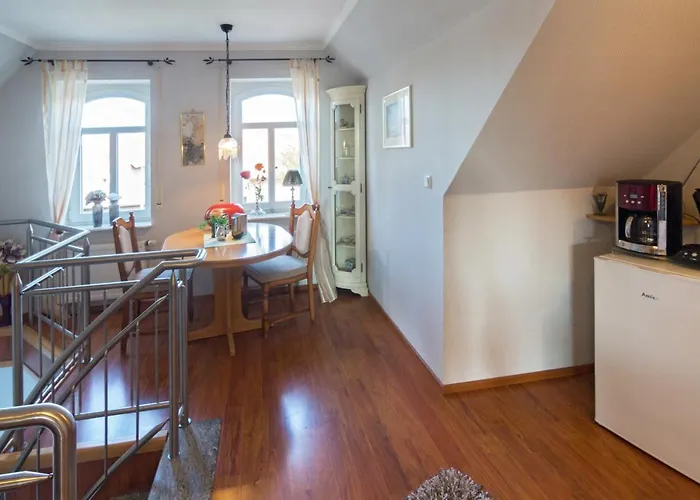 Konukevi Haus Schoenborn 3*